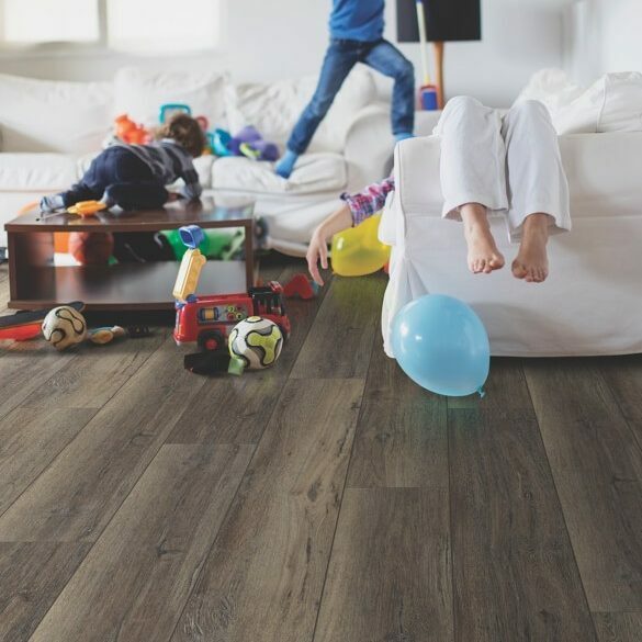 Kids playing in living room | Affordable Floors